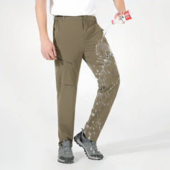 Pantalon cargo de randonnée homme léger et déperlant