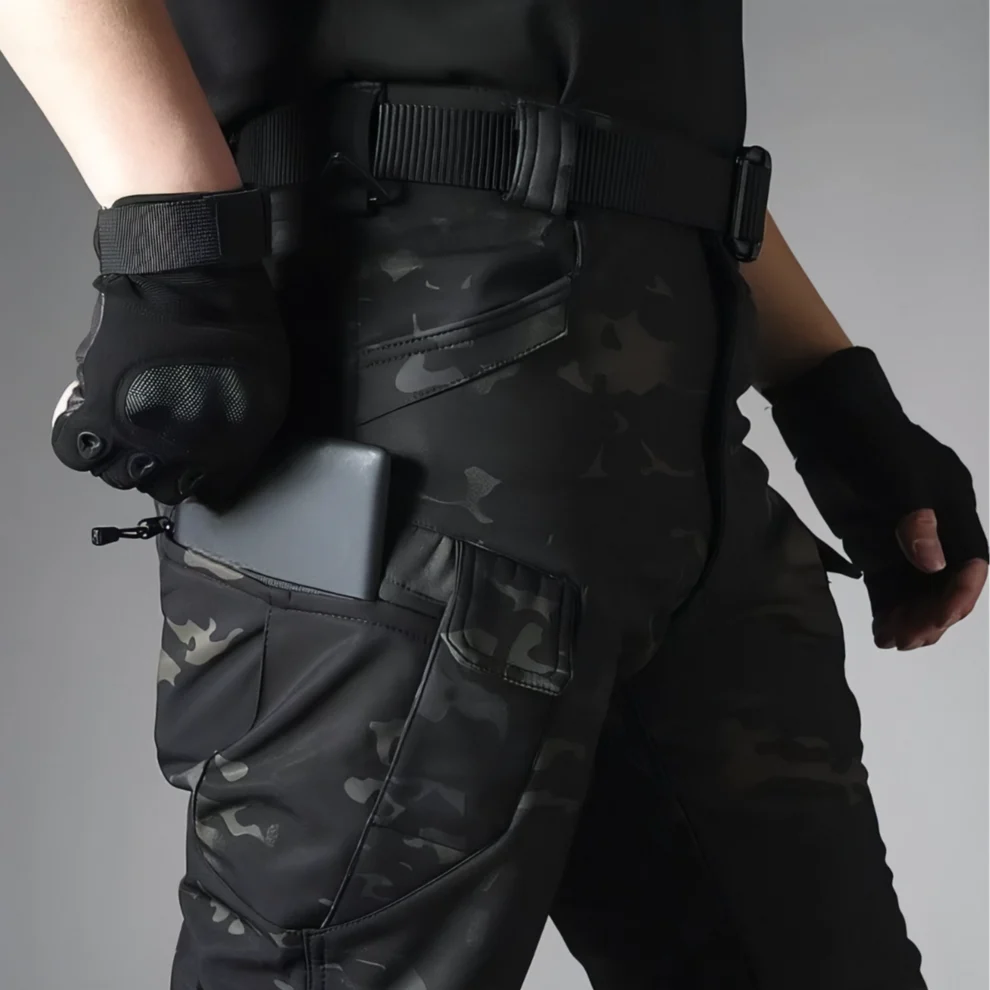 Pantalon de randonnée homme isolant à multiples poches