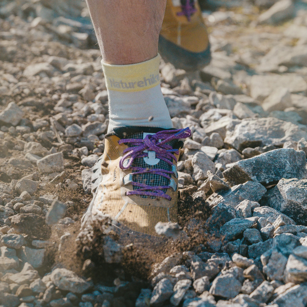 Chaussettes de randonnée respirantes mi-mollet