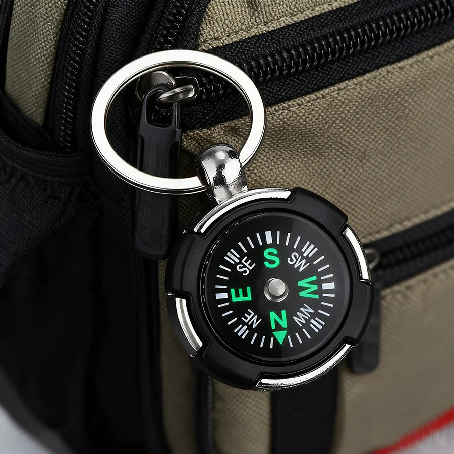 Porte-clés boussole randonnée