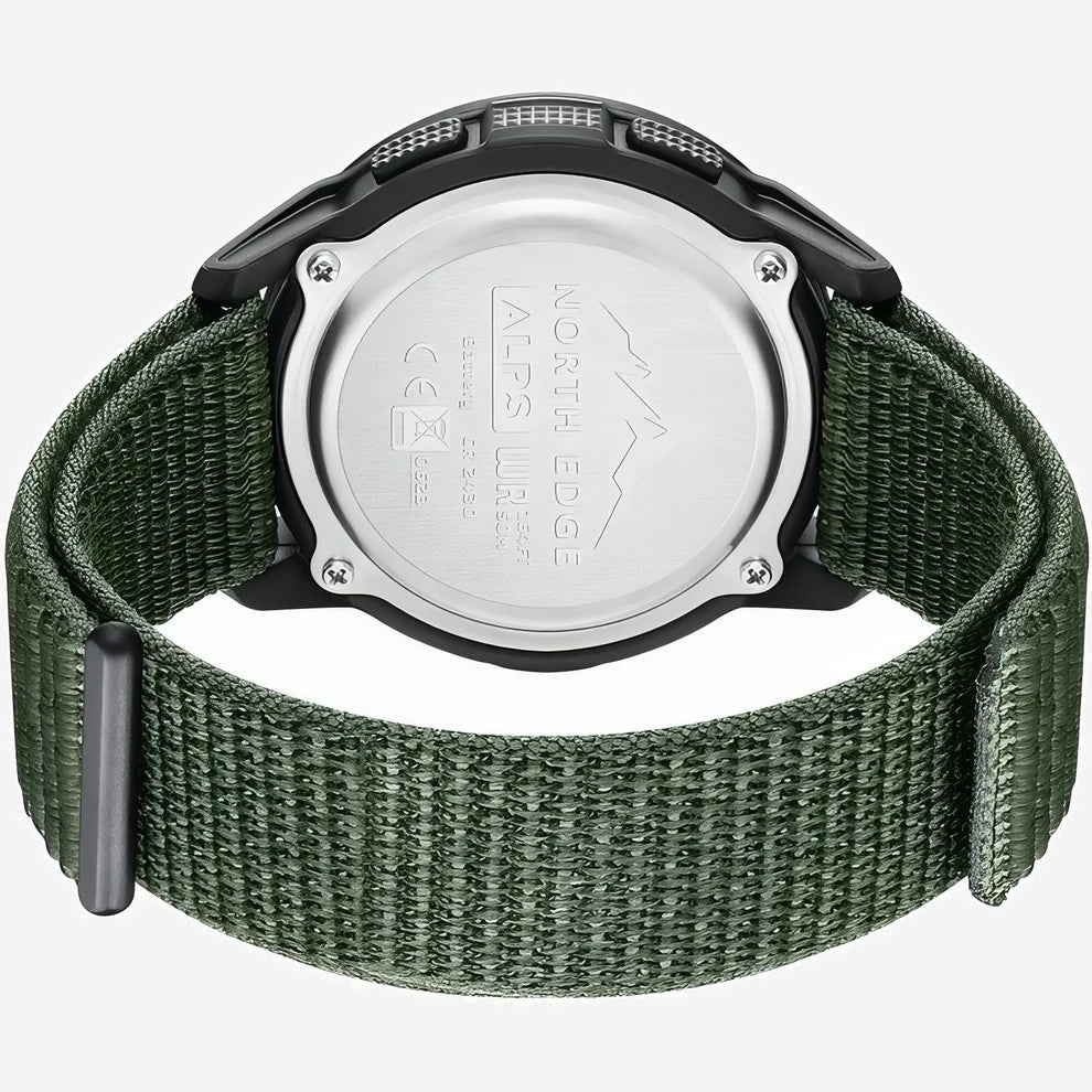 Montre digitale de randonnée en carbone