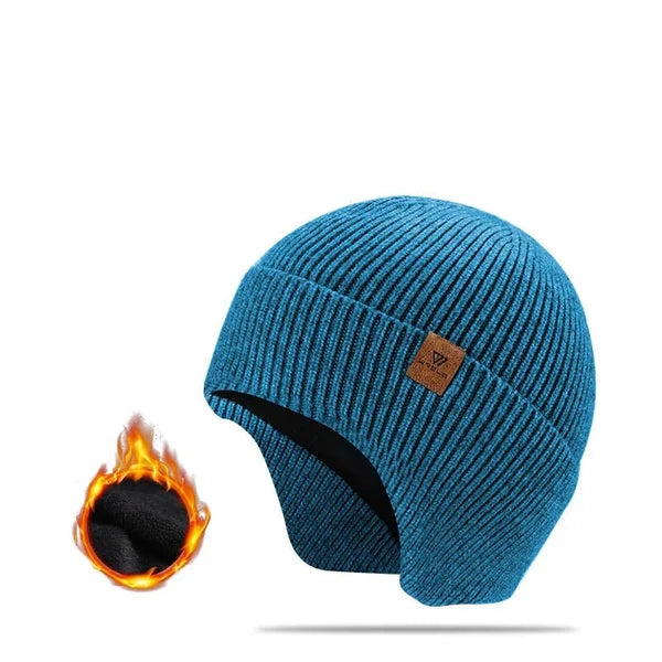 Bonnet tricoté à rabats d’oreilles doublé polaire