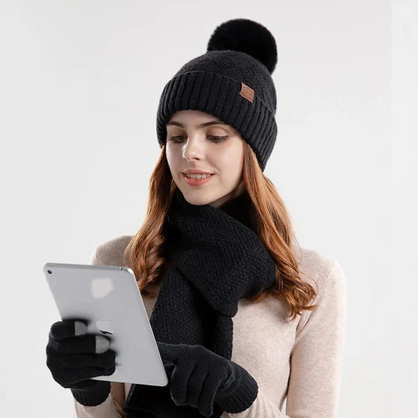 Ensemble bonnet à pompon, écharpe et gants tactiles femme